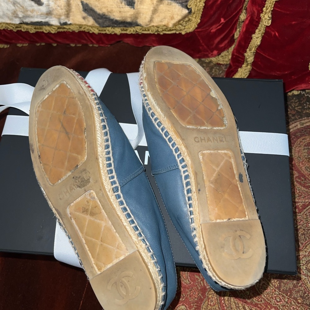 Authenticated Chanel Espadrilles - image 4